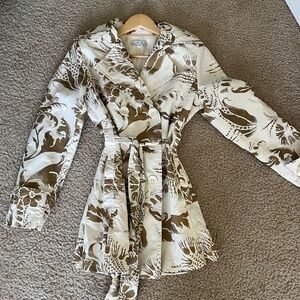 Cabi Wimbledon Courtside Burnout Trench Coat.  Size small